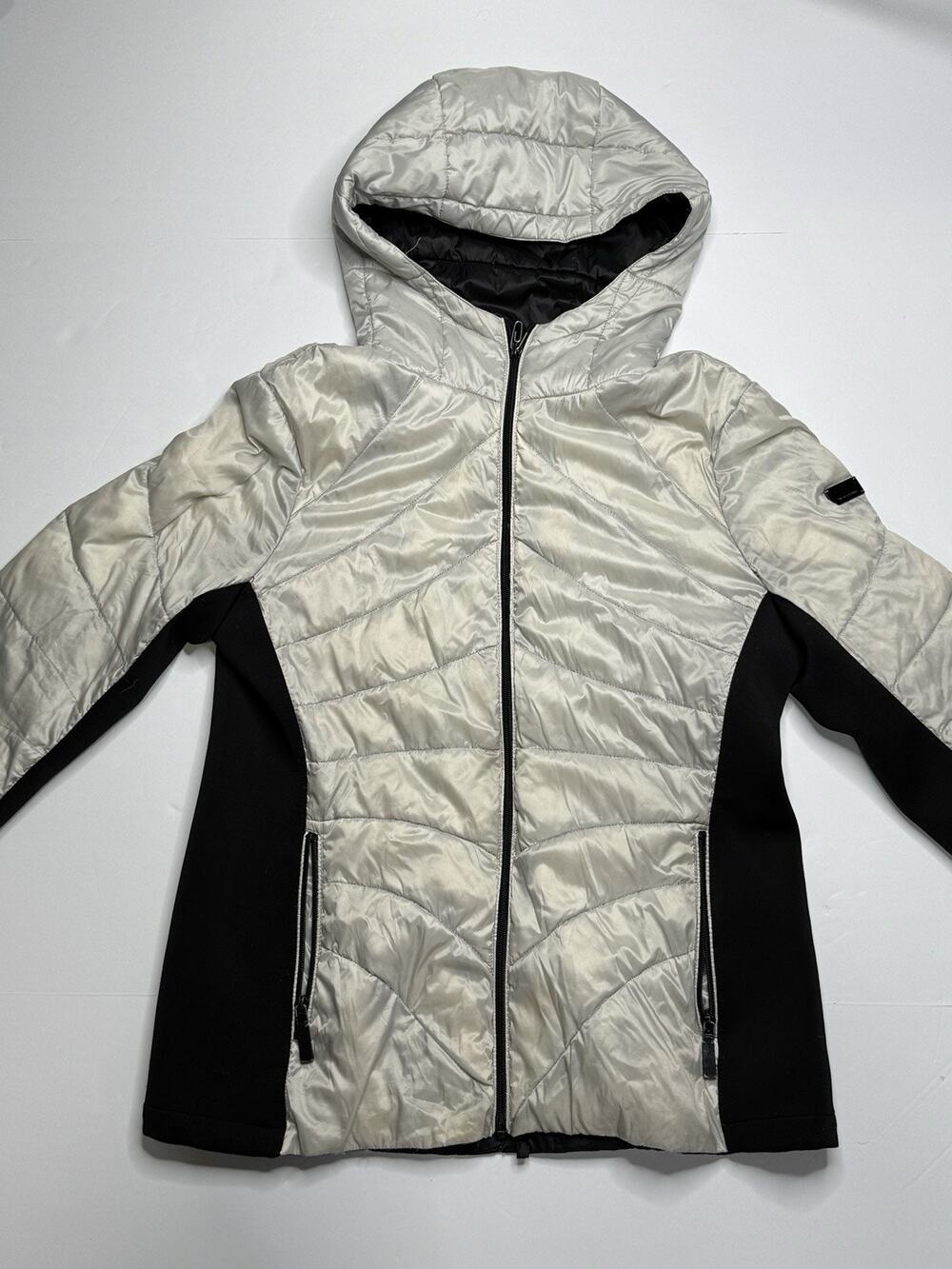 Vince Camuto Womens L Metallic Silver Black Hooded Puffer Jacket Zip Pull Flaw